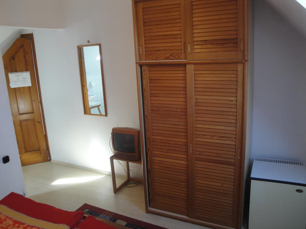 Guest House Ringhofer Vendeghaz Σόπρον Δωμάτιο φωτογραφία